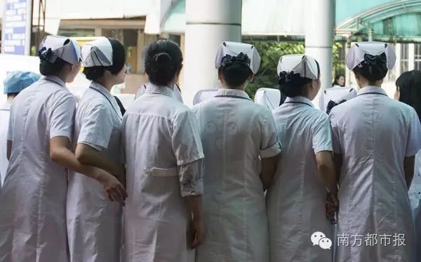 女护士被医院安排2020年才能生二孩,插队怀孕要扣一半奖金-怀孕期