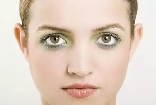 美容护肤的同时也要排毒哦，答案就在你脸上！