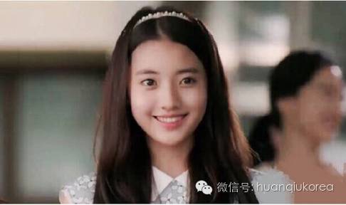 冰淇淋少女郑多彬:从小美到大!