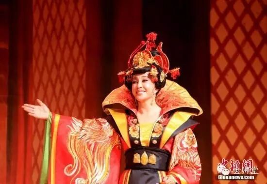 刘晓庆:岁月不饶人,但我也真的没有饶过岁月