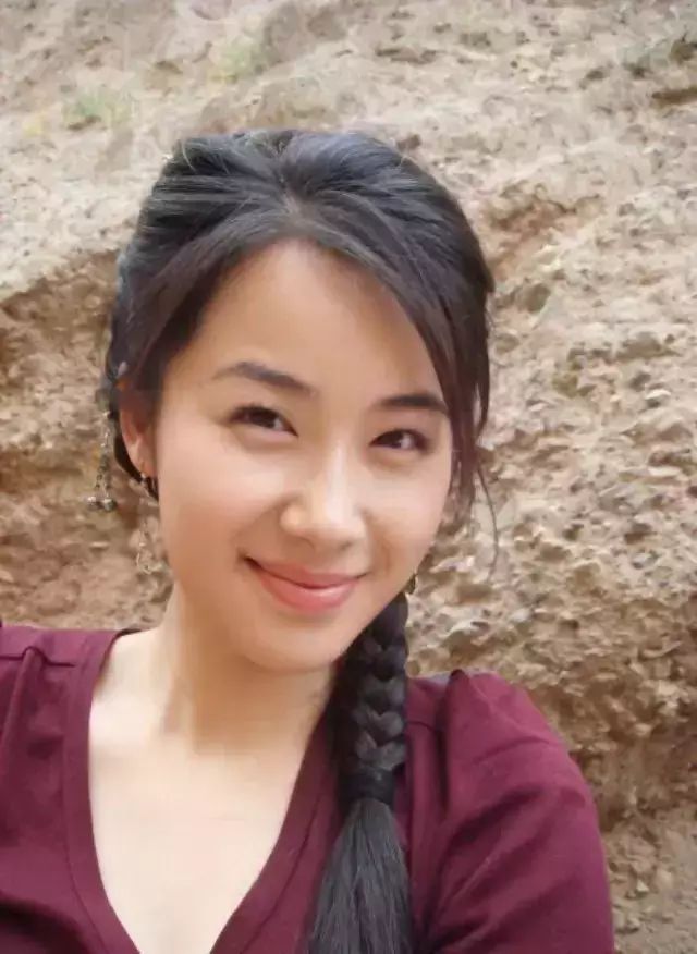 “微笑女王李呈媛“外表清新靓丽、气质温婉可人