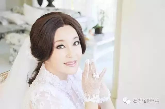 刘晓庆凭什么60岁还嫁豪门?