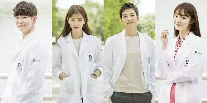 《Doctors》金来沅-朴信惠-尹均相-李圣经剧照公开