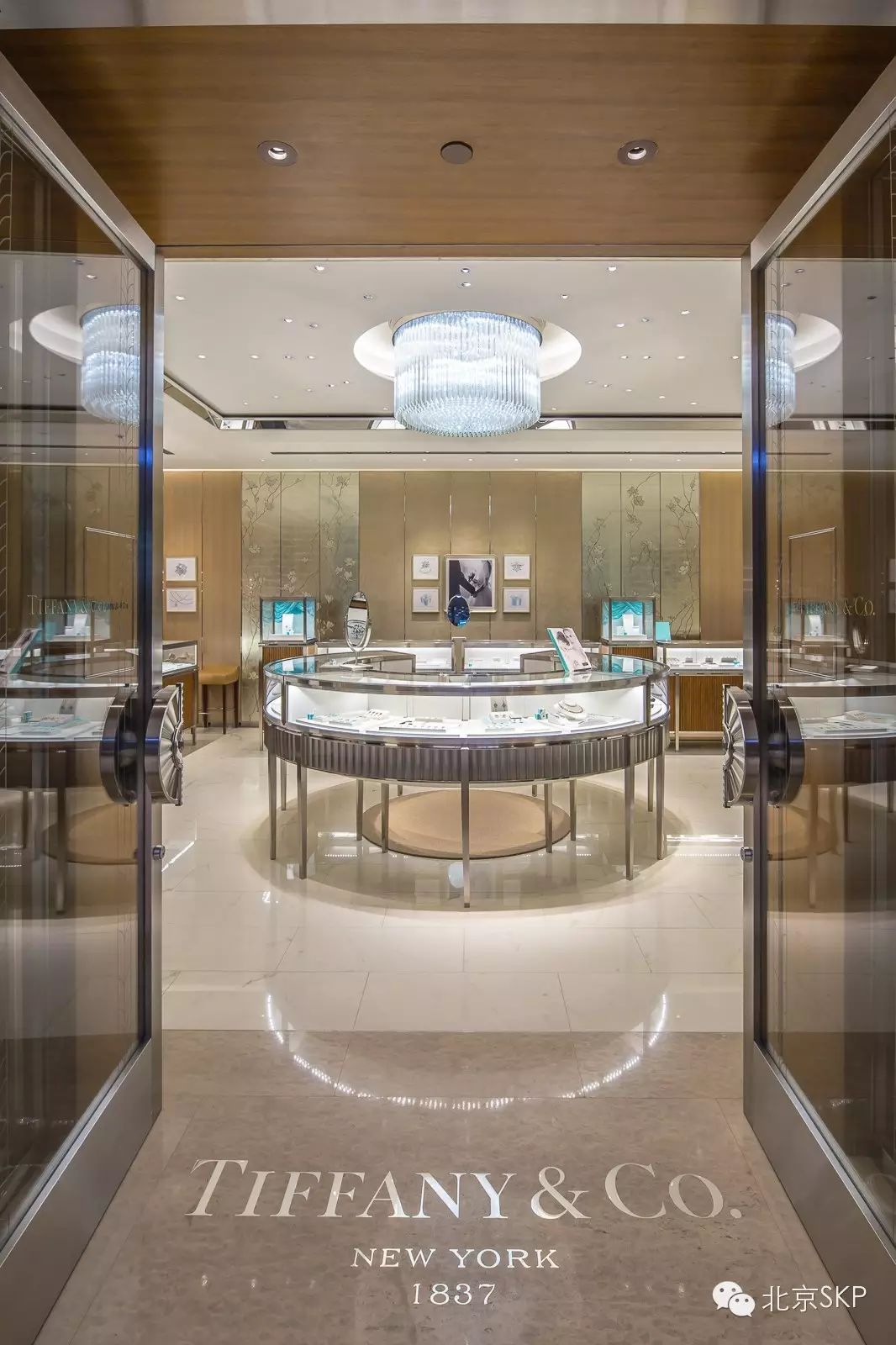 tiffany & co.蒂芙尼正式璀璨揭幕位于北京skp的专卖店