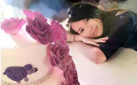 章子怡曝女儿打疫苗照 关注疫苗安全问题