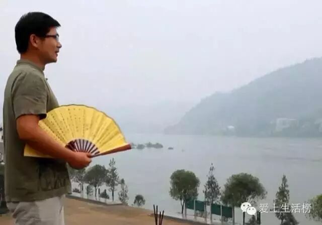 河南电视台《爱上生活榜》探访黑茶之乡安化——走进湖南华莱（视