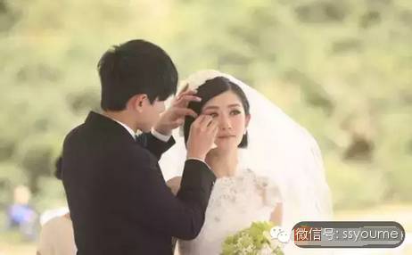 明明是姐弟恋,张杰却像哥哥一样照顾着谢娜!