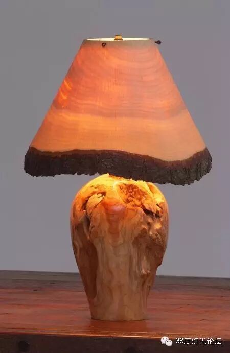 木材与光的邂逅