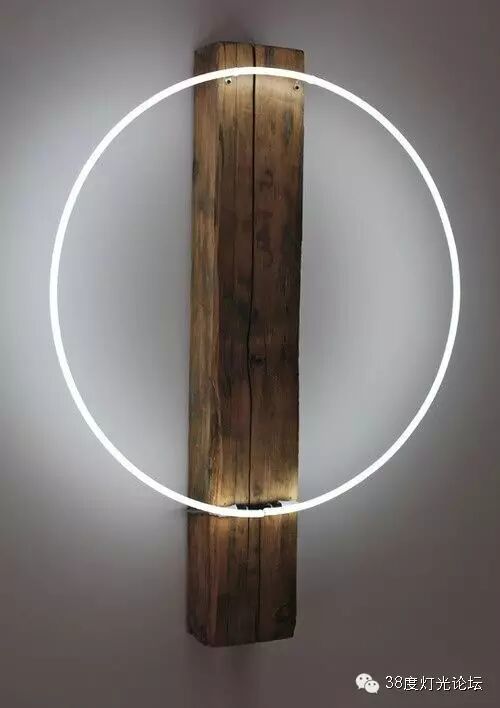 木材与光的邂逅