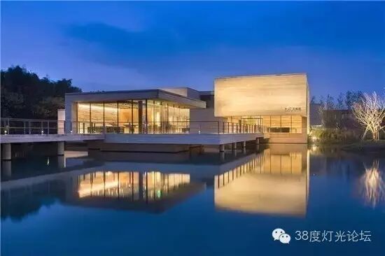 在场|真正的设计师关注的不仅仅是设计