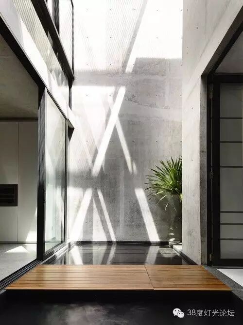 【收藏】建筑自然光影集