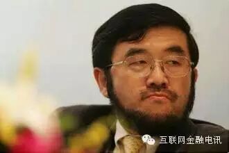 吴鹰曾联合创立 UT 斯康达公司，并担任 UT 斯达康中国公司董事长、首席执行官十二年；现任中泽嘉盟投资基金董事长，兼任九阳股份有限公司之董事、TCL 集团股份有限公司之独立董事、卓尔发展集团有限公司之独立非执行董事，以及华谊兄弟传媒股份有限公司之监事会主席。