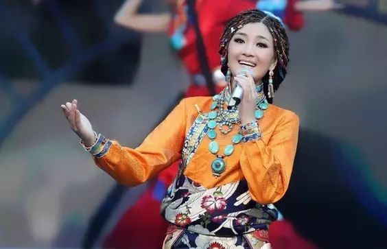 天籁之音 “天下最美的女中音”降央卓玛<心中的雪莲>