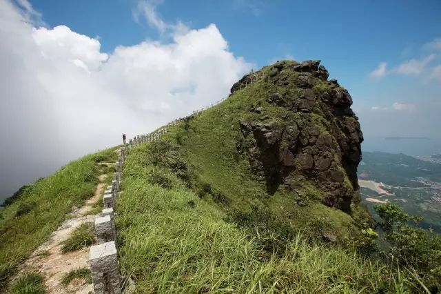 第一峰火山柱- 风景欣赏-七娘山是华南沿海地区"燕山运动",留下的