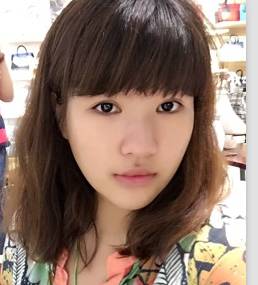 大步挥洒青春的汗水