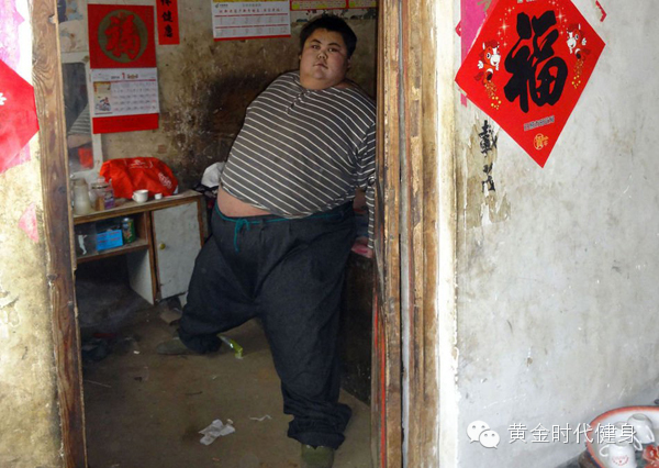 健康警钟：“中国第一胖”山东22岁男子心肺衰竭离世
