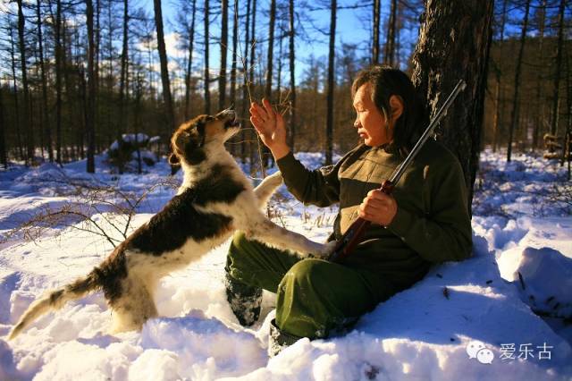 使鹿鄂温克人--维佳 使鹿鄂温克人--维佳