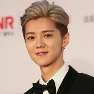 鹿晗的眼泪、邓紫棋的品味和魏晨接下来的准备,我们一次...