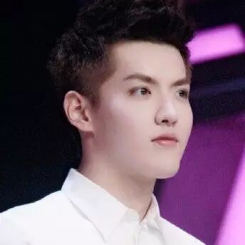 妹子们先来看看鹿晗、杨洋、张艺兴的择偶标准,再各自认...