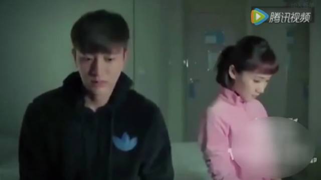 贾乃亮背着李小璐与其他女子开房 结果......