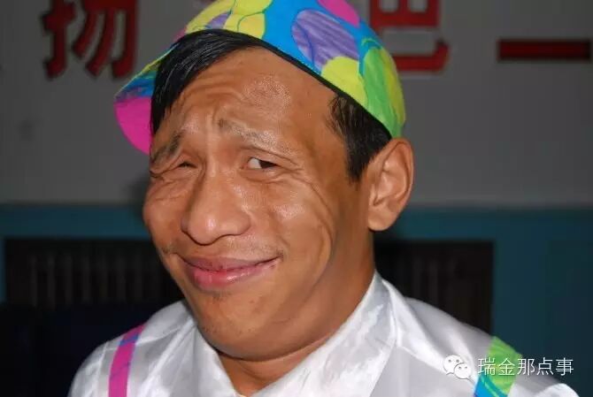 贾乃亮模仿宋小宝 比宋小宝还可乐