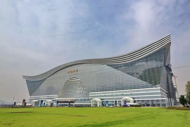 成都省体育馆地铁站是几号线_成都省级示范性高中有哪些_成都哪个省