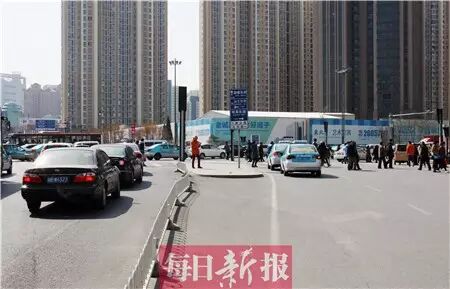 天津新增21处右转信号灯 任性就罚你200记6分