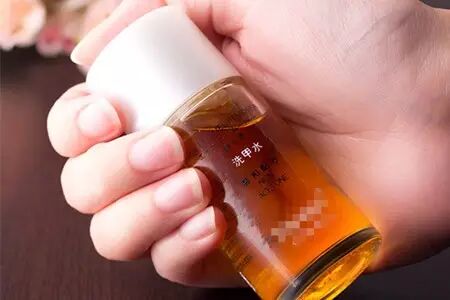 天津地铁试点安检升级 白酒发胶香水只能选一件