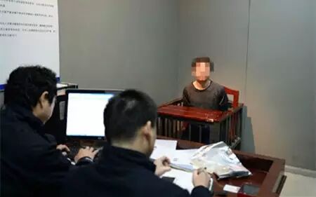 “全民通缉”抢金店的嫌疑人被抓住了