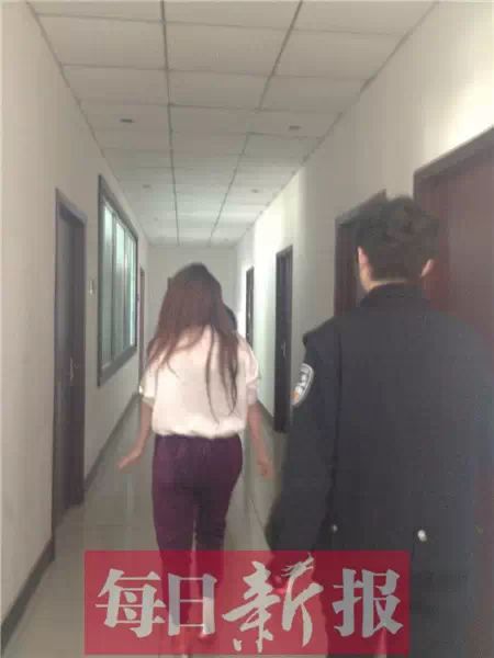 因与男朋友吵架 女司机八纬路上连撞三人