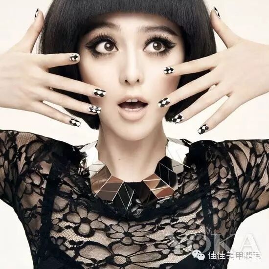 指甲暴露个性:杨幂易怒章子怡易被骗