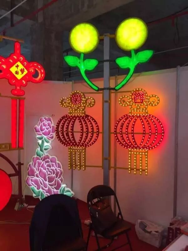 ［光亚展快报］2016年广州光亚展最火的灯就是它....