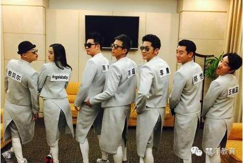 宋仲基还是参加了——奔跑吧兄弟~~