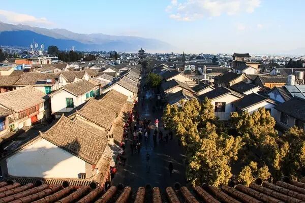 丽江到大理中间有什么玩的_大理丽江怎么走_丽江到大理怎么去比较方便