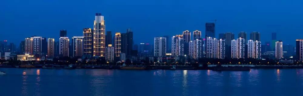 [横空出世·光映江城] 利亚德集团 · 深圳金达照明 —— 邀您品鉴武汉·两江四岸极致灯光秀