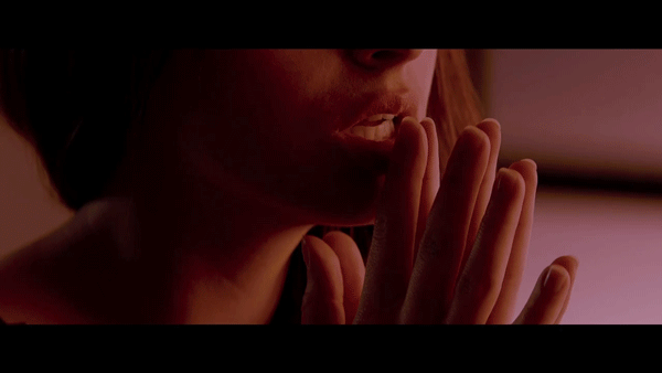 最近有部惹人鼻血的艺(qíng)术(sè)片……英国人早已经疯了!