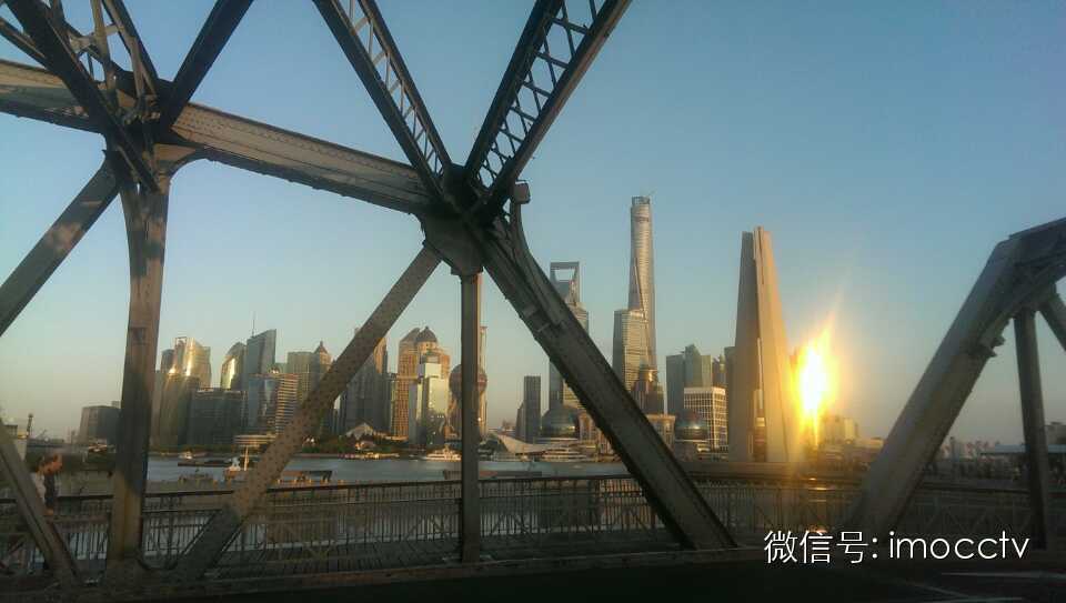 《寻找两岸文化传人》之海派旗袍大师徐永良篇