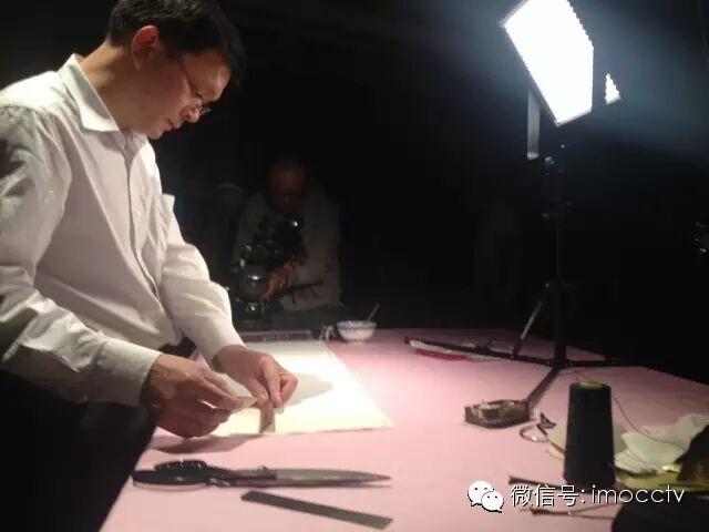 《寻找两岸文化传人》之海派旗袍大师徐永良篇