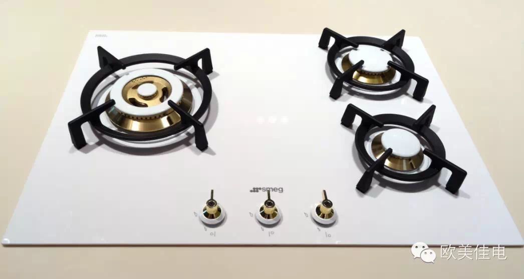 SMEG Classic 系列新作PC73GBO 优雅与强势的双重演绎