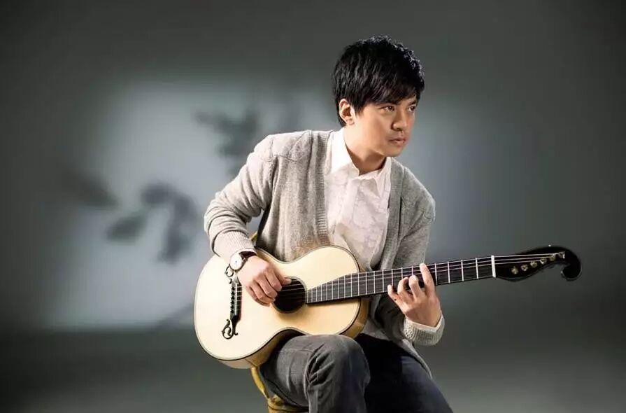 李健:尽管一路追求自我,可是我依然怕让你失落