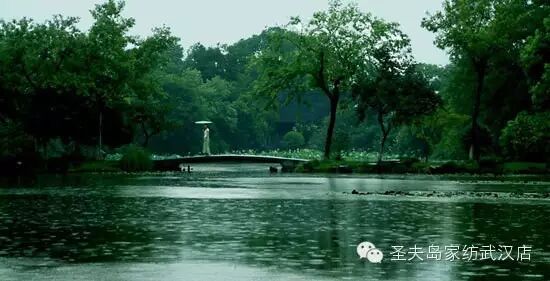 有位佳人《在水一方》,李健,邓丽君的经典演绎,美醉了