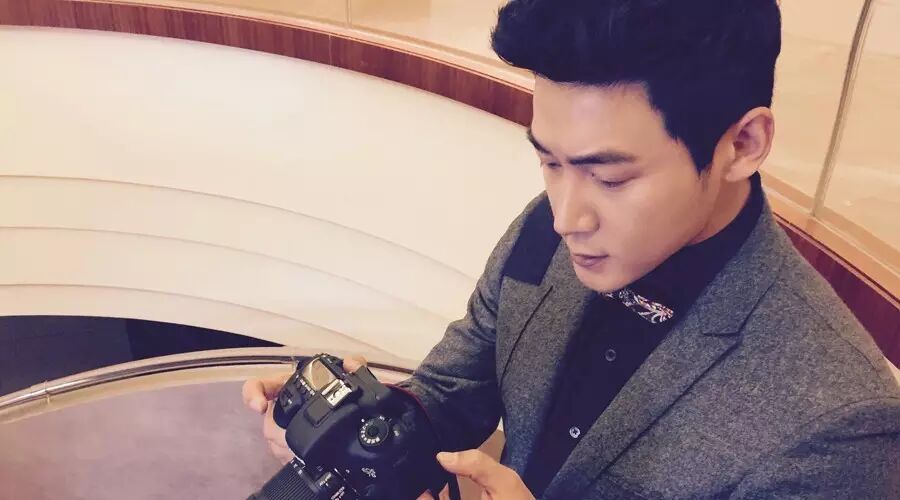 陆毅:一个有颜任性但自拍技能零分,连粉丝都吐槽的男神