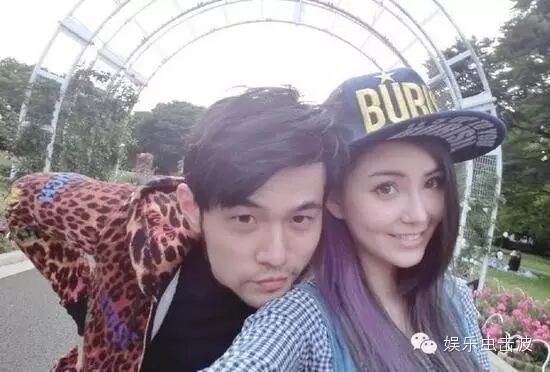 周杰伦夫妇秀恩爱 昆凌为啥独得宠爱