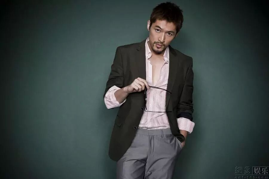 胡歌古天乐彭于晏还没有结婚的黄金剩男,他们到底喜欢谁?