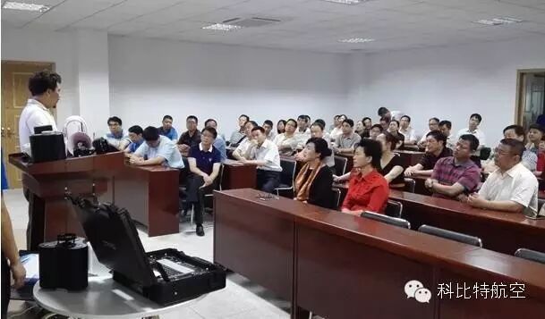 雖為異鄉(xiāng)人，心系故鄉(xiāng)情