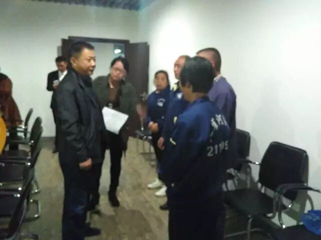 ����ʡؔ(c��i)�Q(m��o)�p�������t(y��)ˎ������ʡ��ϴ�����ИI(y��)�f(xi��)�����P(gu��n)�I(l��ng)��(d��o)����ȸ�Ӽ���ο���������y��