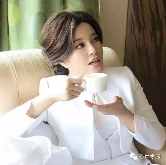 ✿刘晓庆:一周喝2次,50岁像20岁,就是这么简单…