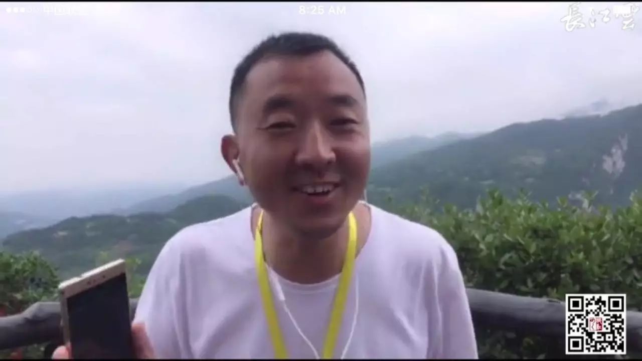 "优秀县委书记"陈行甲为了巴东旅游,"又唱又跳",真是豁出去了!