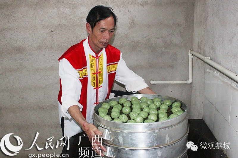清明节吃啥?图揭恭城艾粑如何做成34 / 作者:欧耶 / 帖子ID:113680 清明节吃啥?图揭恭城艾粑如何做成34 / 作者:欧耶 / 帖子ID:113680
