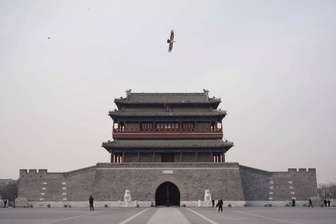 2004年北京复建的永定门城楼